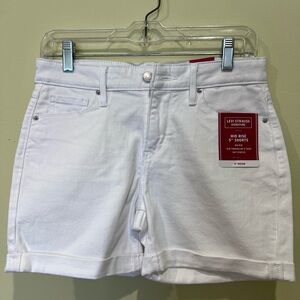 Levi's White Mid Rise Shorts NWT